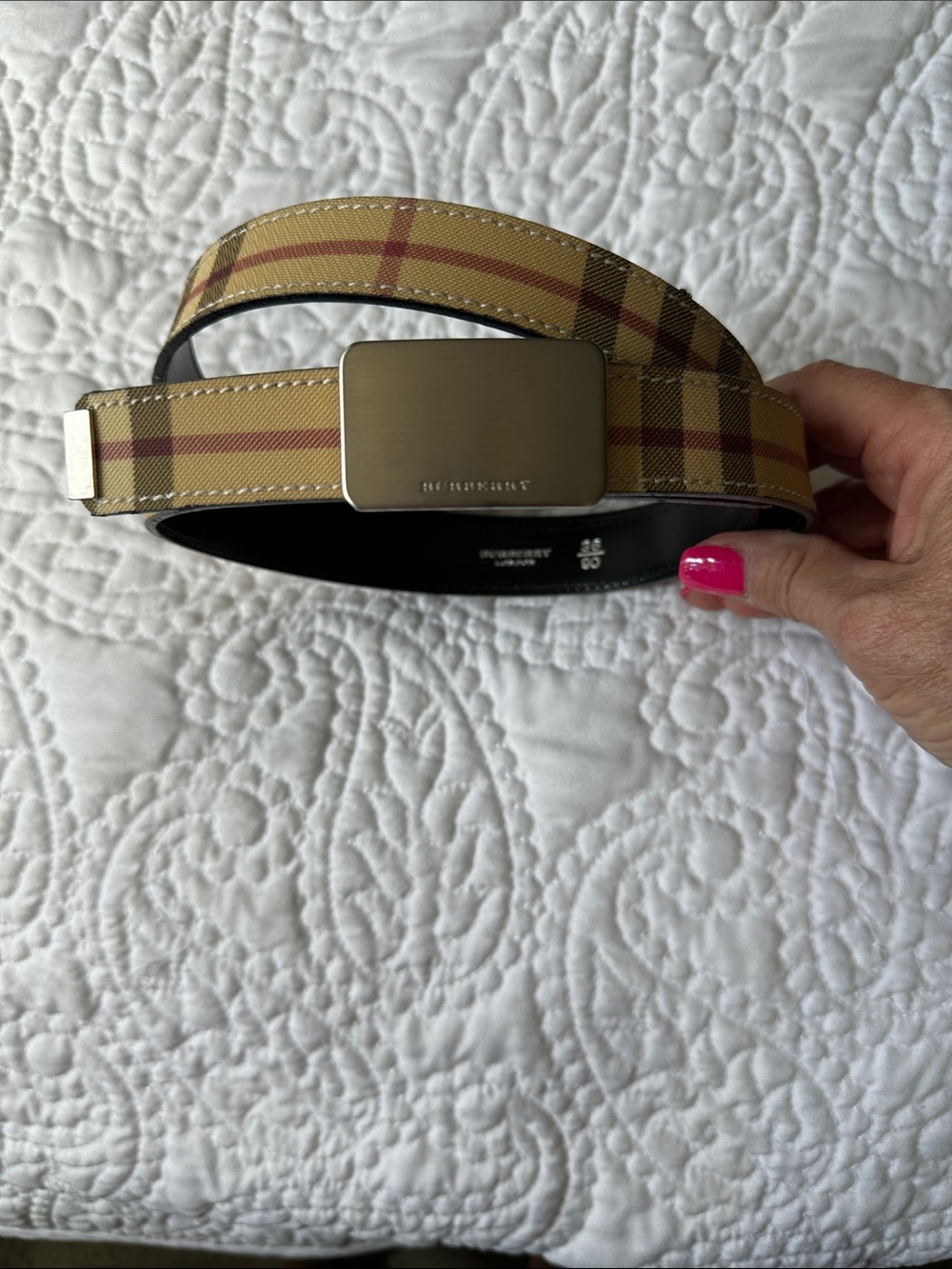 Burberry Vintage Check Leather Belt in Beige and Black with Silver Buckle - Picture 6 of 6